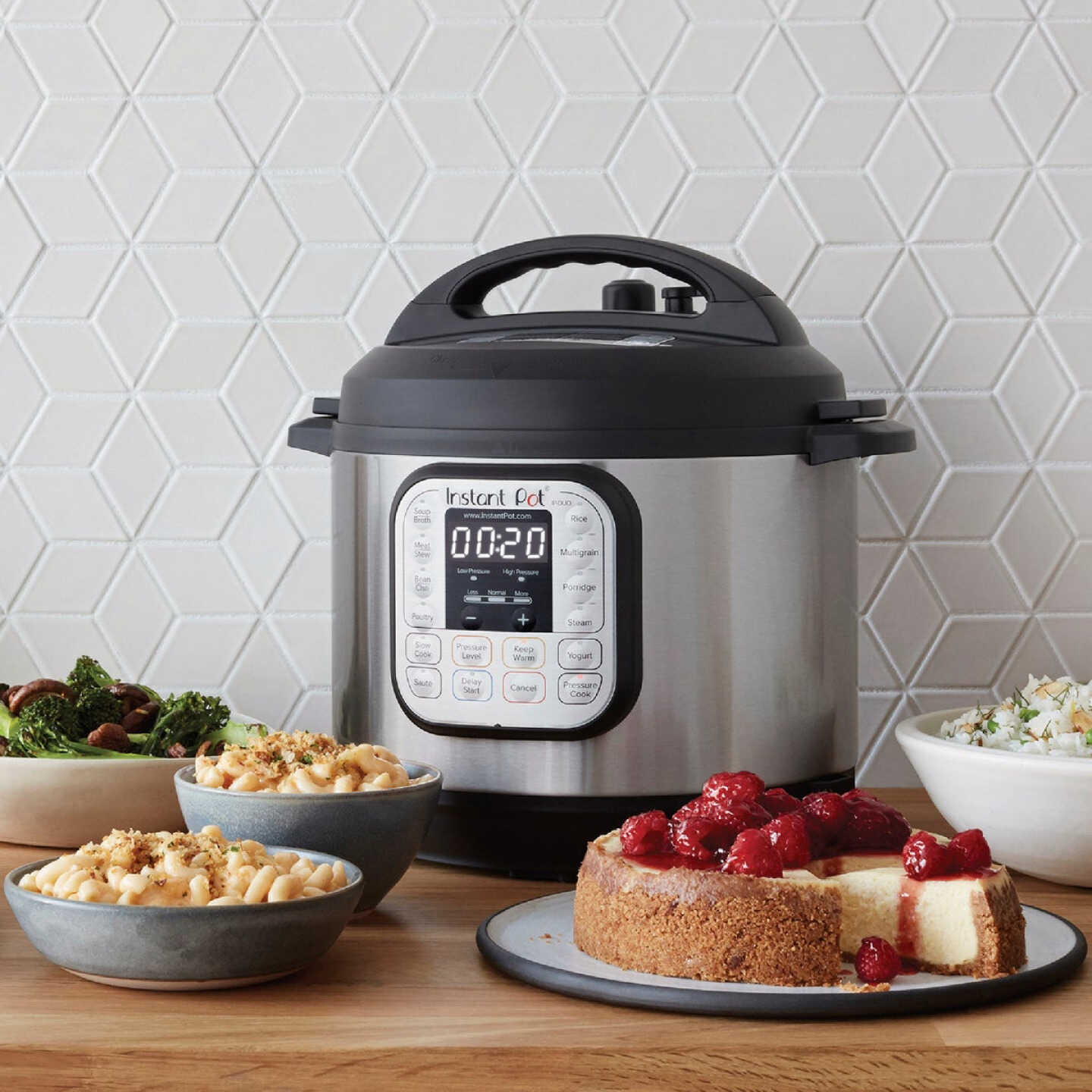 Instant Pot Duo 6 Qt. 7-in-1 Multi-Use Cooker - Baller Hardware